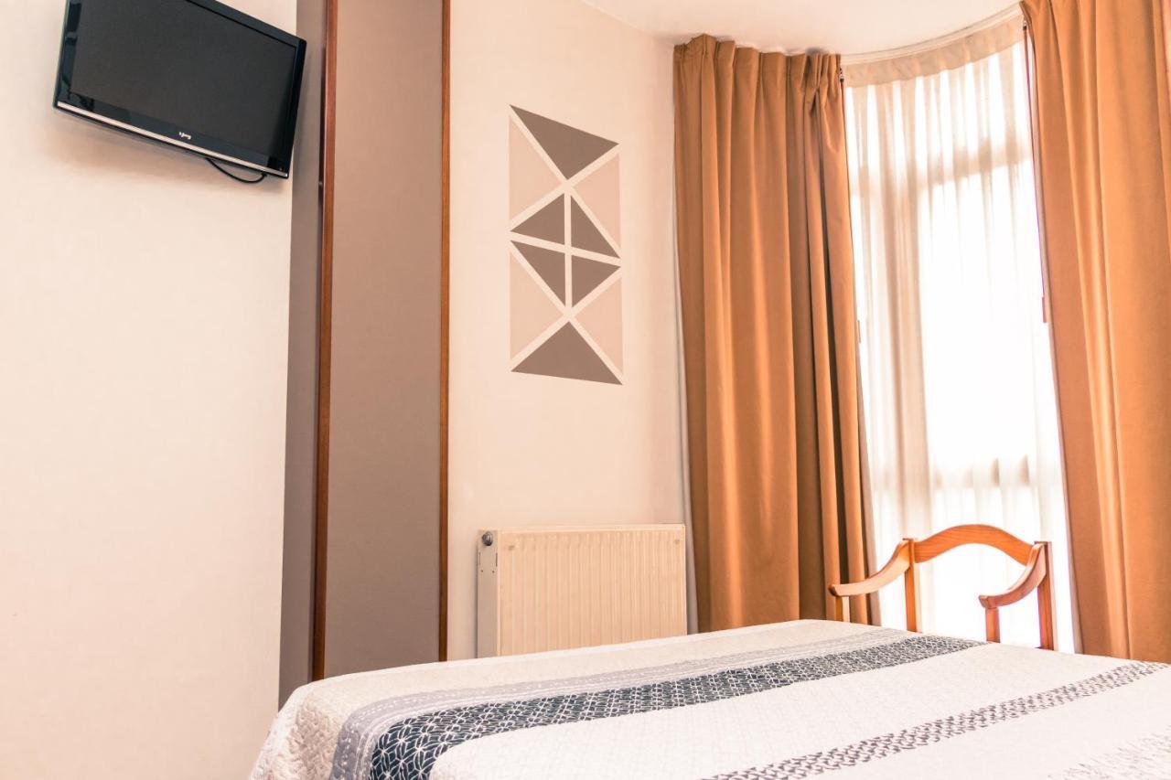 Hotel Plaza Кангас-де-Оніс Екстер'єр фото